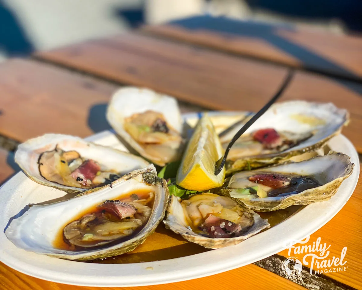 oysters with soy seasoning and tuna