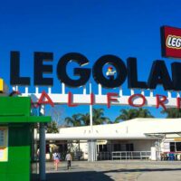 Entrance to LEGOLAND California with ticket booths