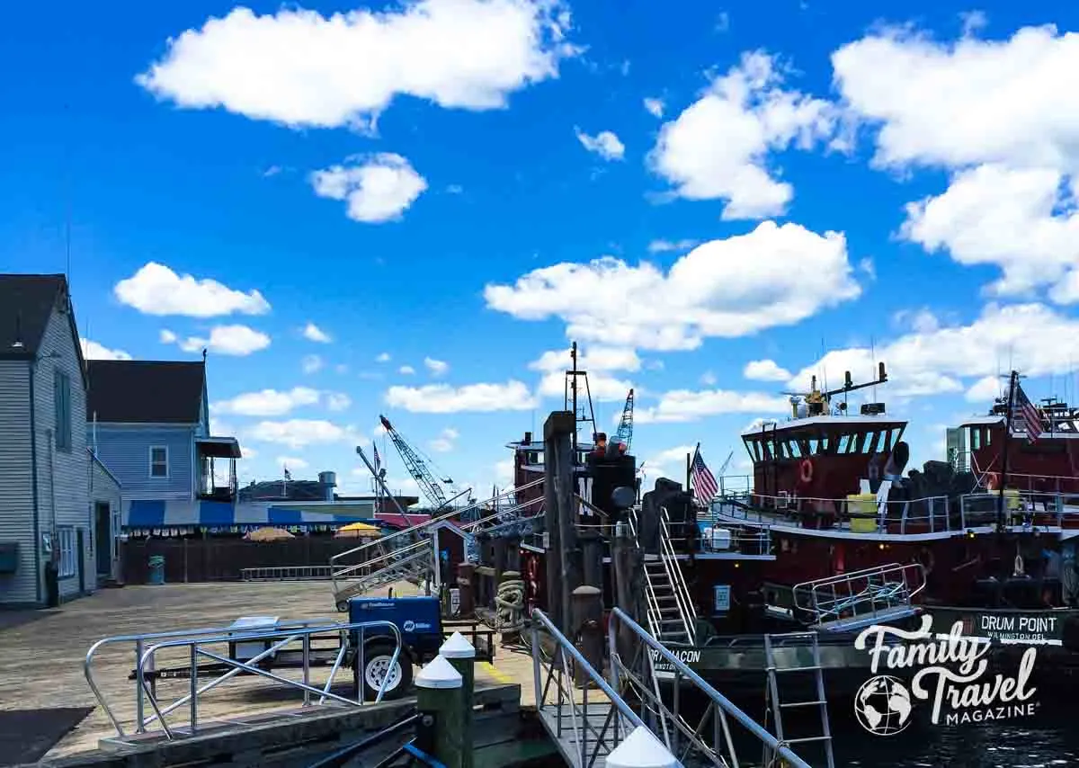 Boat in harbor and pier in Portsmouth