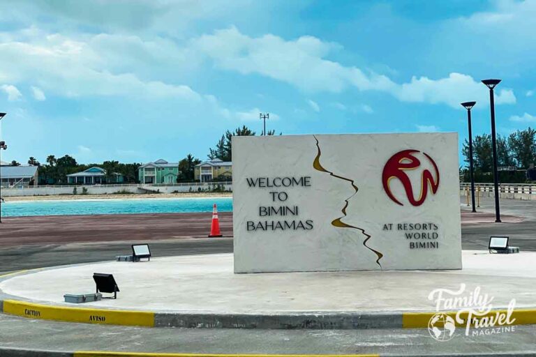 Resorts World sign at Bimini